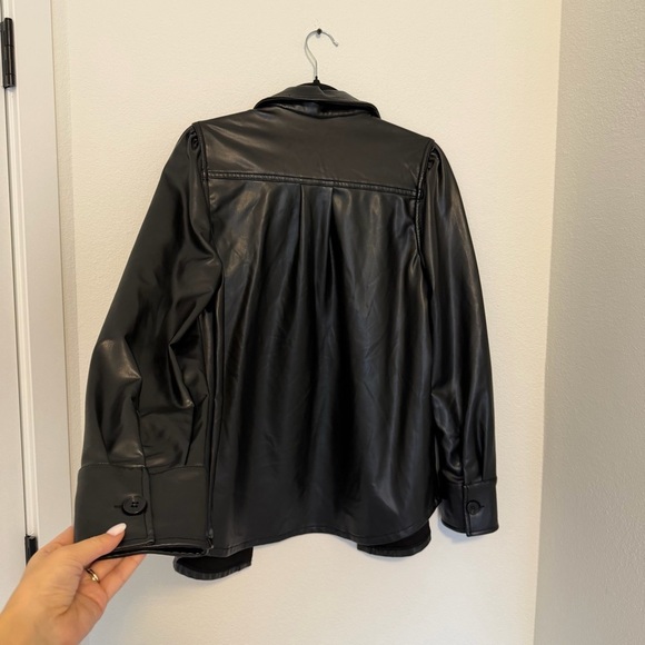 Revolve Michael Stars Black Vegan Leather Shirt Jacket Size Small Women’s - Picture 6 of 9